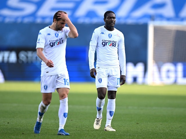 Empoli's Emmanuel Gyasi and Empoli's Bartosz Bereszynski on April 28, 2024