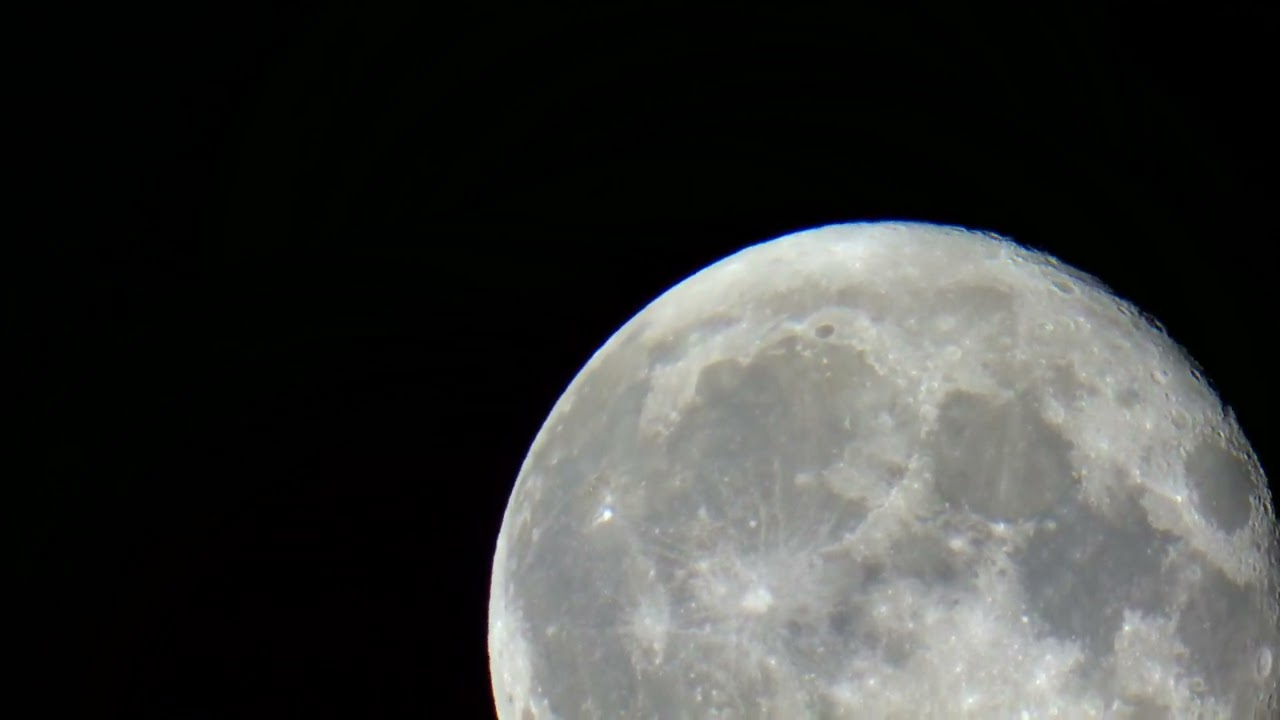 The moon in 4K video using the BeaverLAB Finder TW2 and Starlight DS1 camera. - YouTube