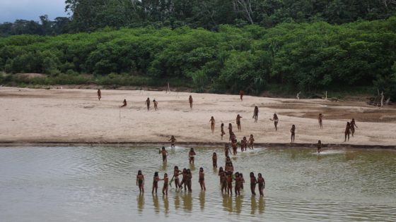 Uncontacted Mashco Piro tribe kills loggers encroaching on their land in Peru