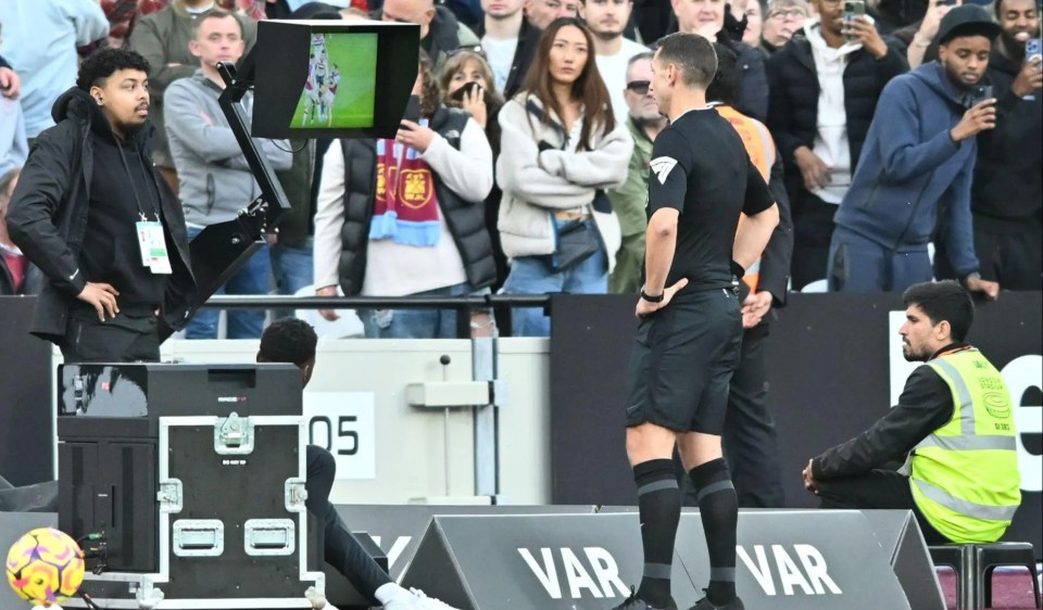 Referee David Coote was sent to the monitor and ended up giving the spot kick