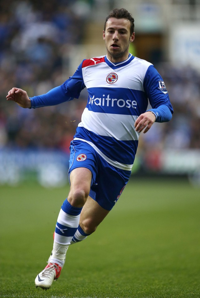 Ex-Reading striker Adam Le Fondre has landed a job with Manchester City