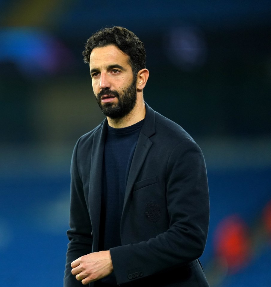 Manchester United may have to wait "a number of weeks" to sign Sporting Lisbon boss Ruben Amorim