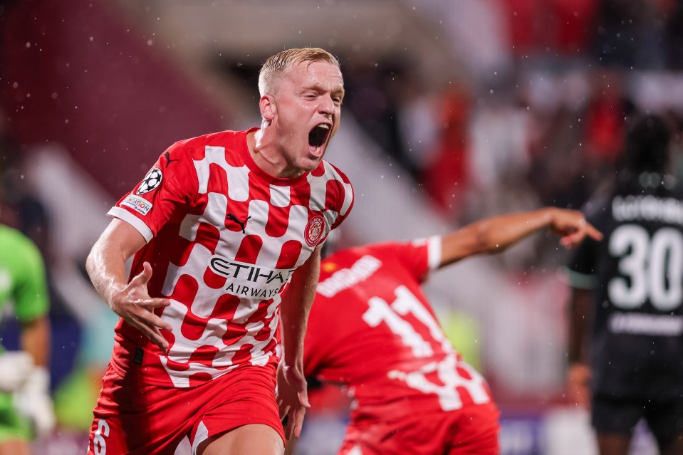 Donny van de Beek seems to have rediscovered his love for playing at Girona