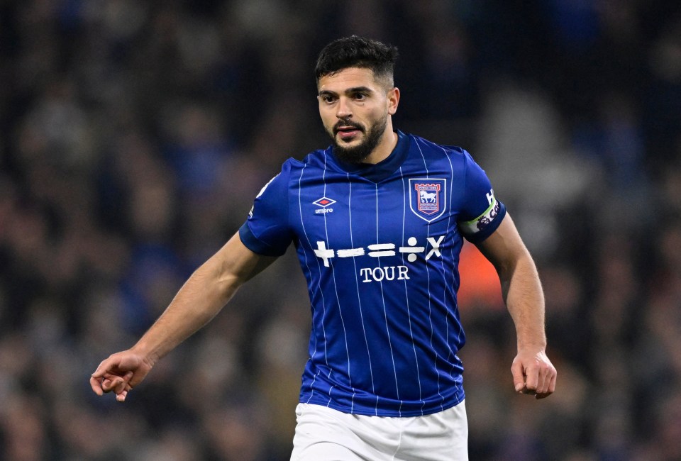 Meanwhile, Ipswich Town’s Sam Morsy refused to wear it