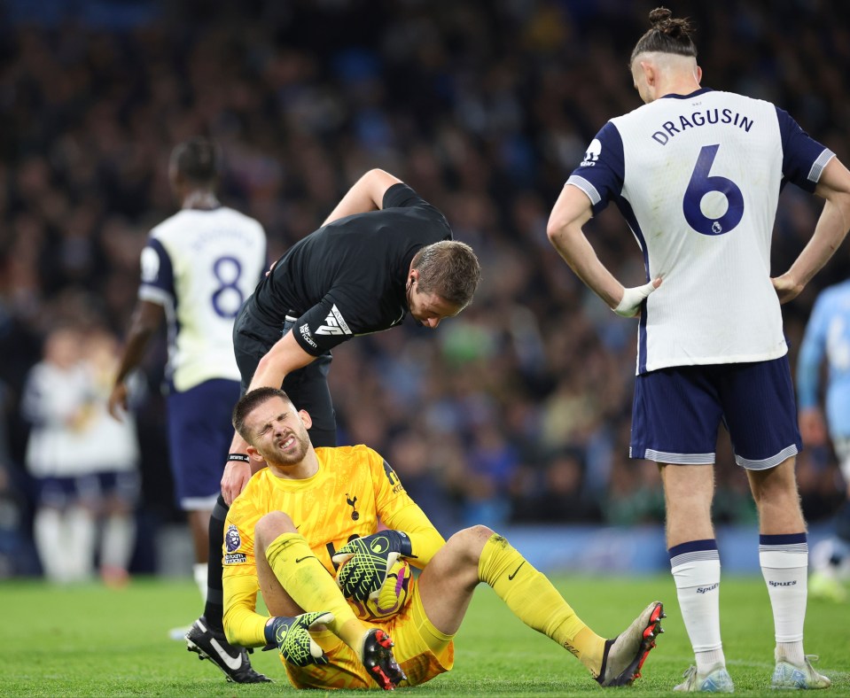 Guglielmo Vicario is going to be out with a longterm injury