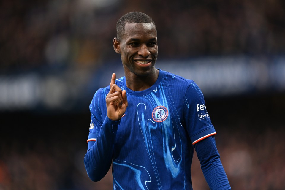 Nicolas Jackson opened the scoring in west London