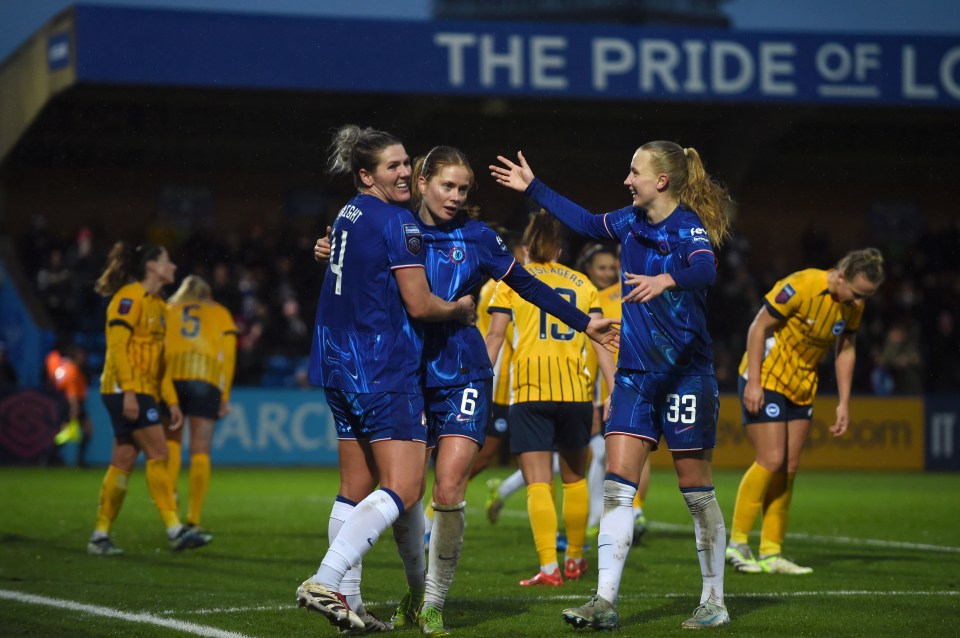 The Blues captain and her team-mates hope to extend their winning run in Europe by beating FC Twente in their penultimate group stage game
