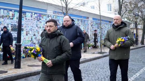 Video. Zelenskyy honours the memory of fallen soldiers