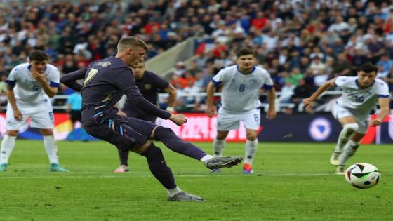 Palmer strikes and Eze sparkles as England put three past Bosnia-Herzegovina