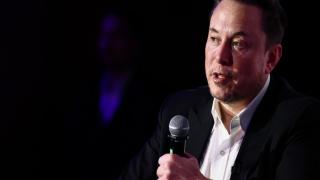FAA reportedly ordered staff to find ‘tens of millions of dollars’ to fund a deal with Elon Musk’s Starlink