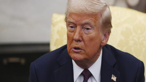 Trump says 25% tariffs on Canada and Mexico are happening with no chance of a last-minute deal—and his comments are throttling the stock market