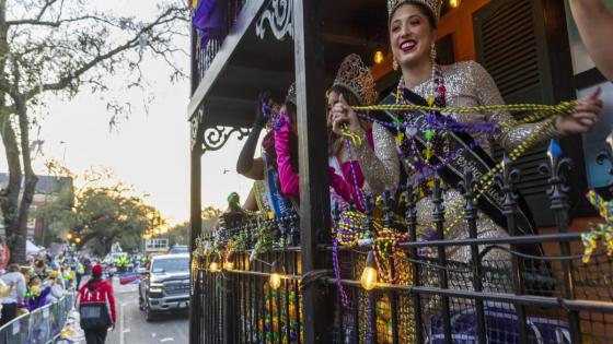 New Orleans scrambles to rework Mardi Gras in the face of severe storm and tornado warnings