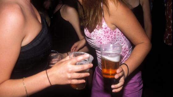 6 ways your brain and body benefit when you stop drinking alcohol