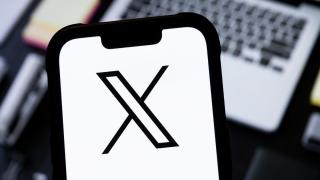 Musk blames ‘massive cyberattack’ for series of outages on X