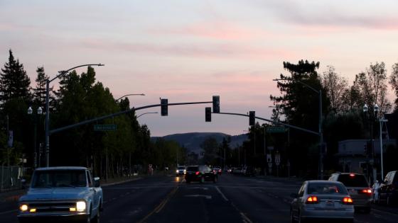 3 PG&E Execs Decide When California Businesses Go Dark to Stop Wildfires