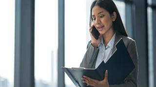 4 things financial advisors are telling anxious clients amid market meltdown