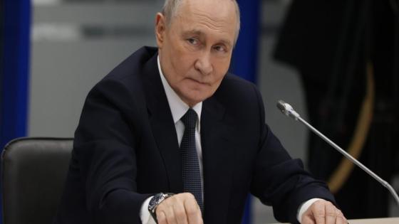 Russian economy grows at slowest pace in 2 years—plunge in oil prices could make things much worse