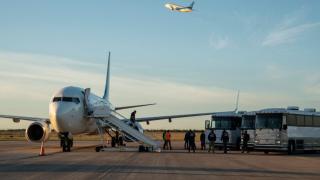 Struggling commercial airline Avelo has turned to deportation flights. Even though the CEO admitted it’s a controversial choice, it’s ‘too valuable not to pursue’