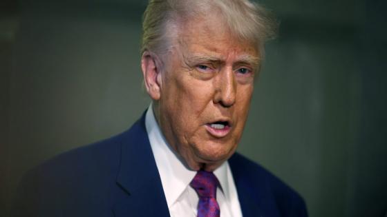 Trump threatens Apple with 25% tariff and EU with 50% starting next week