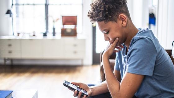 Why less than half of parents utilize parental controls on their kids’ smartphones