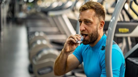 Can protein bars actually help you build muscle?