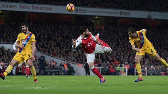 Dominic Solanke scores jaw-dropping scorpion kick in mirror image of Giroud’s Puskas winner for first PL goal of season