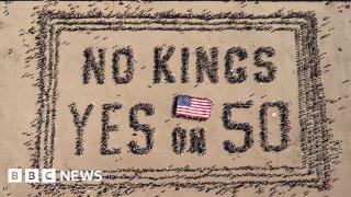 Thousands attend anti-Trump protest across the US