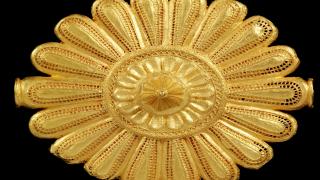 UK returns looted Ghana artefacts on loan after 150 years | Arts and Culture News