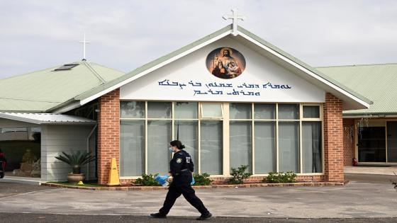 Australia’s counterterrorism team arrests seven teens in overnight raids | Crime News