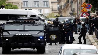 Man arrested in France after bomb threat at Iran consulate | Police News
