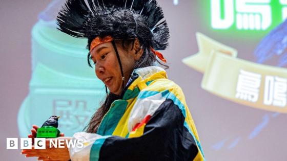 Hongkongers squawk-off in city’s first bird call contest