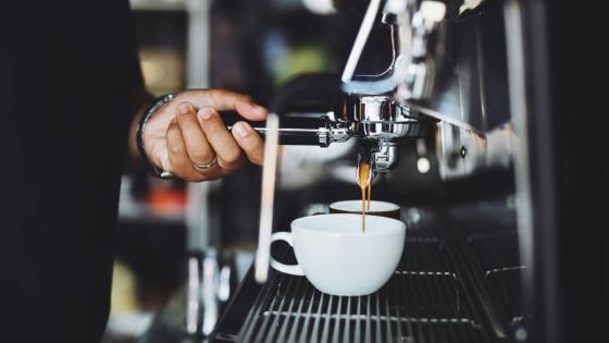 How to clean a bean to cup coffee machine: an easy step-by-step tutorial