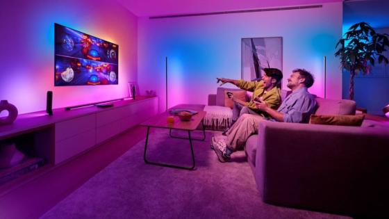 Philips Hue Play Sync box 2.0 is 8K and HDMI 2.1 – now you’re talking