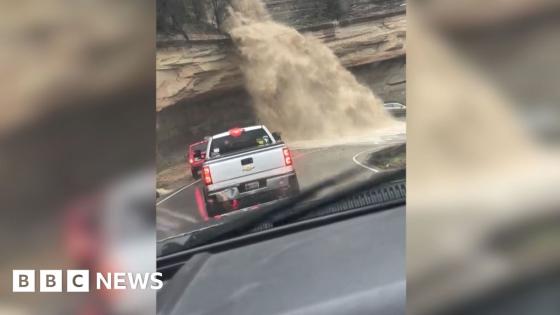 Deadly storm system brings flooding to US Midwest