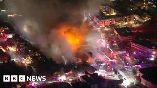 Over 100 firefighters on the scene of Denver blaze