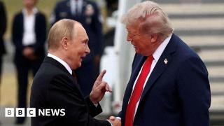 Russia seeks diplomatic and economic gains from Iran war
