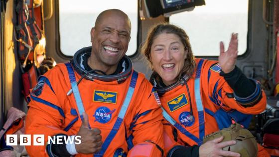 Astronauts home safely after journey around Moon