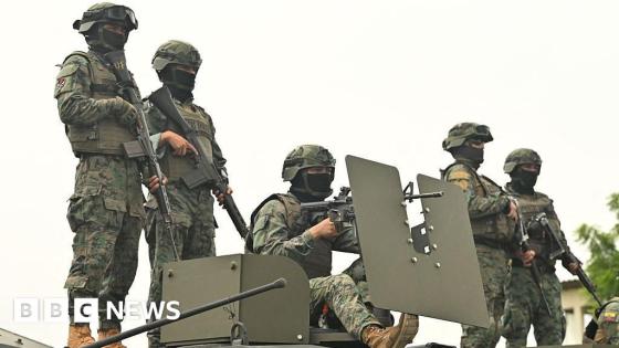 Ecuador deploys 75,000 soldiers and police to combat drug gangs