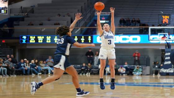 Iowa lands Villanova transfer Lucy Olsen, per source: How will guard fit in with Hawkeyes?