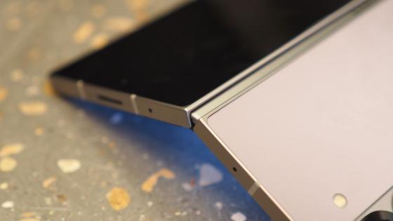 Samsung could bulldoze the foldable phone market next year – with a rollable phone