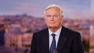 France’s new PM constructs cabinet under far right shadow