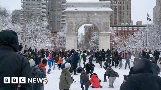 New York City snowball fight leaves Mayor Mamdani at odds with police