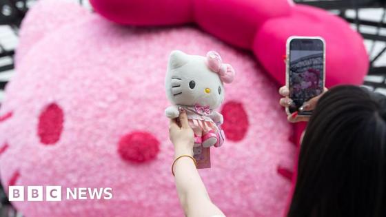 Hello Kitty designer steps down after 46 years