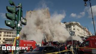 Moment medieval tower partially collapses in Rome