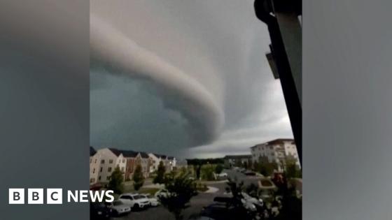 Rare shelf cloud seen over Maryland amid severe weather