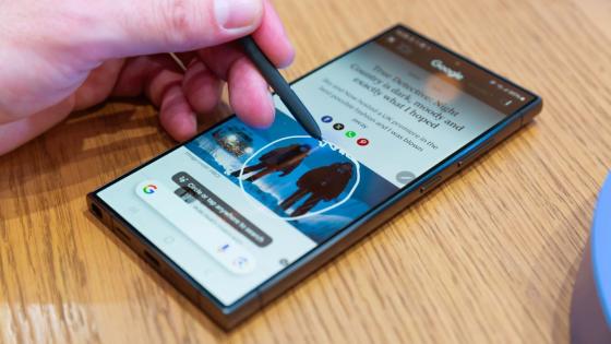 Samsung phones could get an AI-powered search boost soon