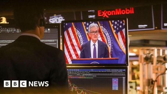 US holds interest rates as Iran war triggers inflation fears