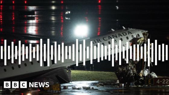 Listen to LaGuardia control tower audio during collision