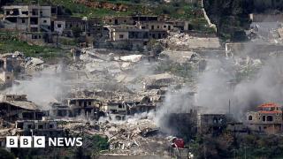 Israeli troops push into Lebanon to seize key border positions