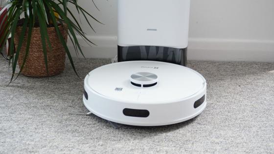 EZVIZ RE4 Plus robot vacuum review: a solid pick which doesn’t suck